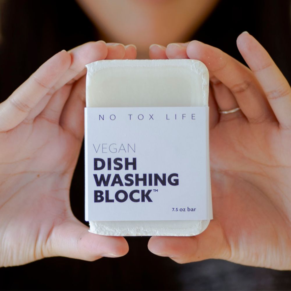 How to use our Favorite Zero Waste Dish Soap - Zero Waste Cartel