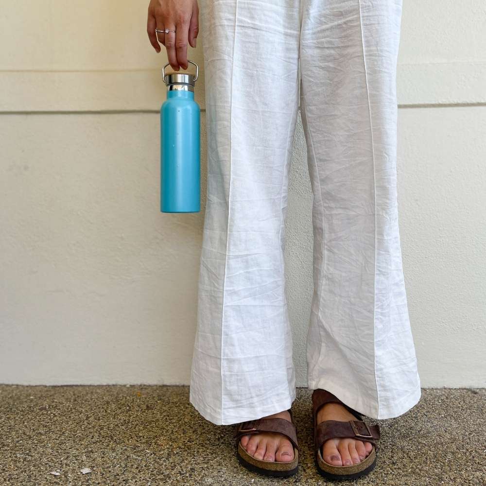 Blue Stainless Steel Drinking Bottle with Bamboo Lid - 500ml - Zero Waste Cartel