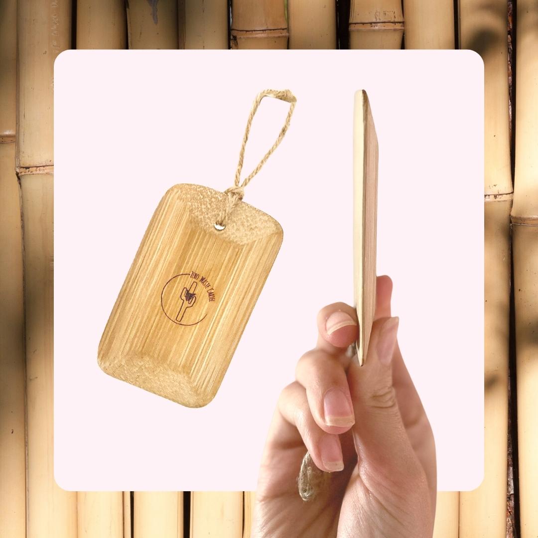 https://zerowastecartel.com/cdn/shop/products/grease-be-gone-bamboo-pot-scraper-962315_1445x.jpg?v=1692183435